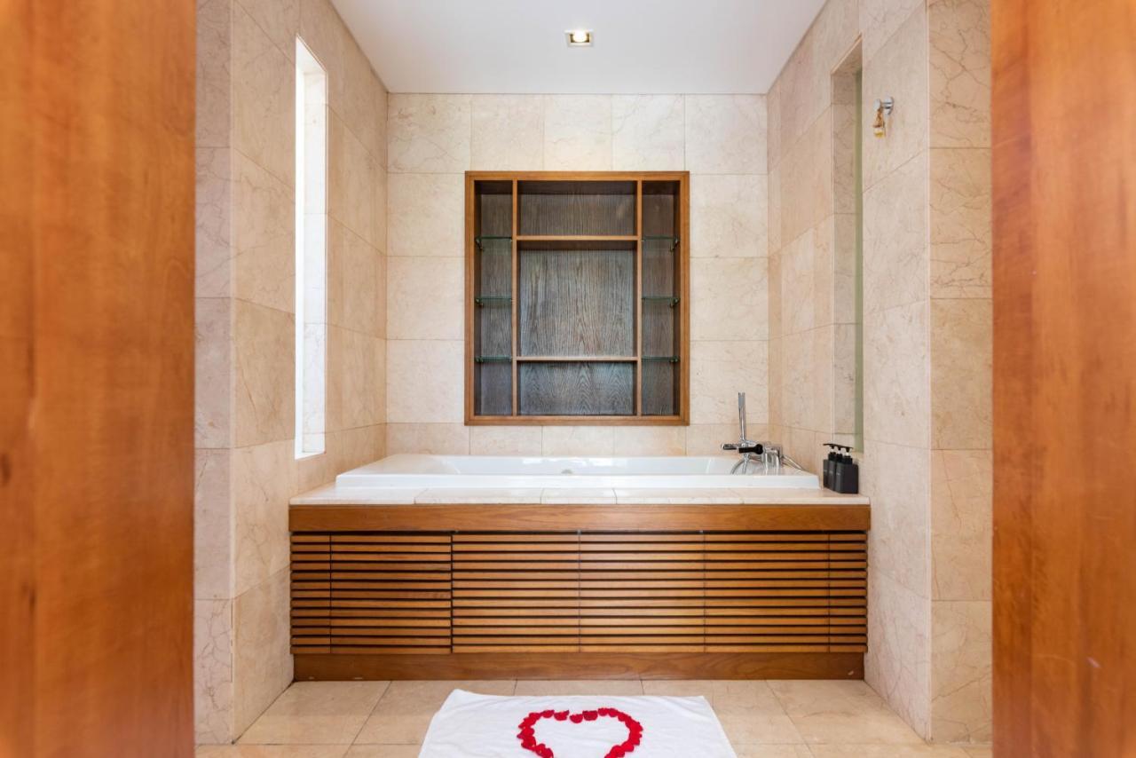 Emblem Sea 2 Bedroom Villas Da Nang Exterior foto