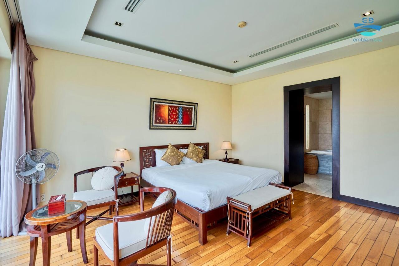 Emblem Sea 2 Bedroom Villas Da Nang Exterior foto