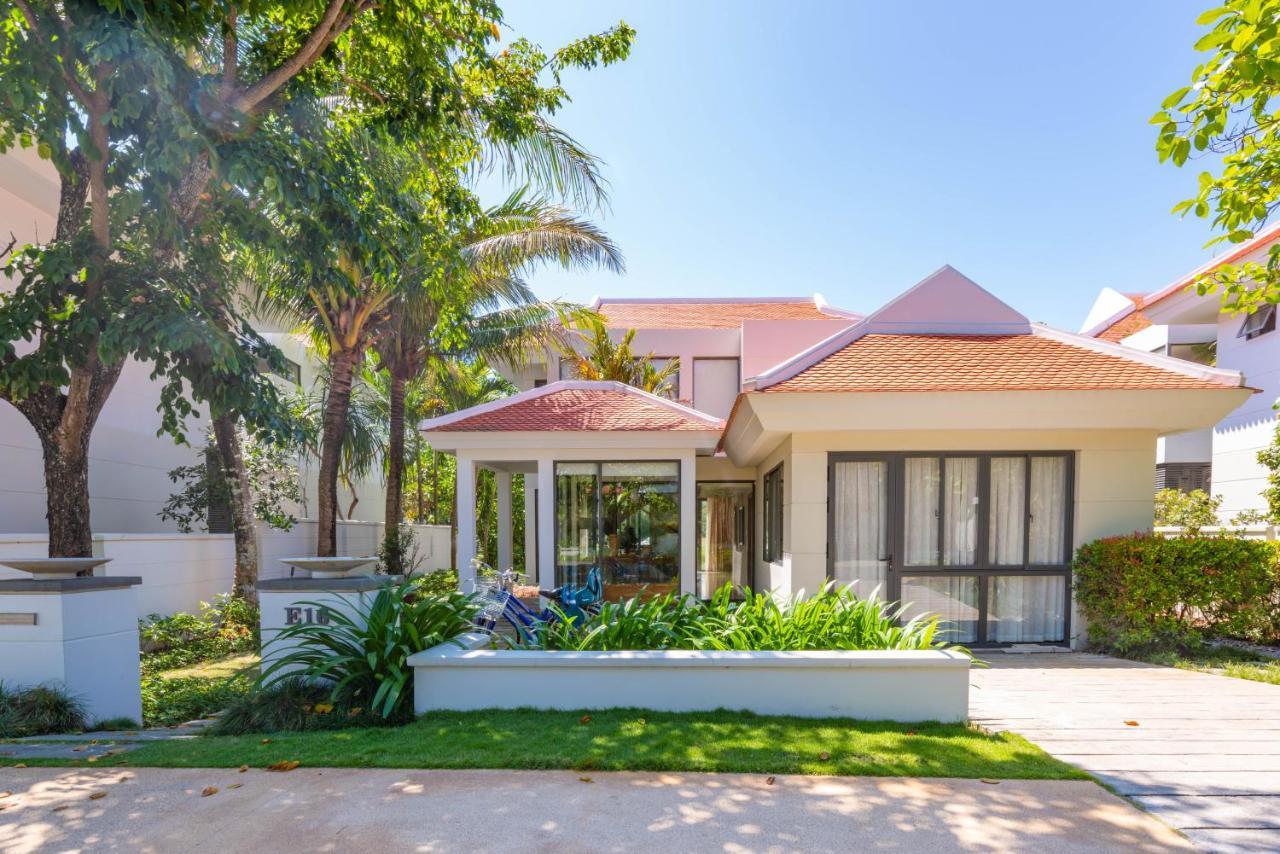 Emblem Sea 2 Bedroom Villas Da Nang Exterior foto