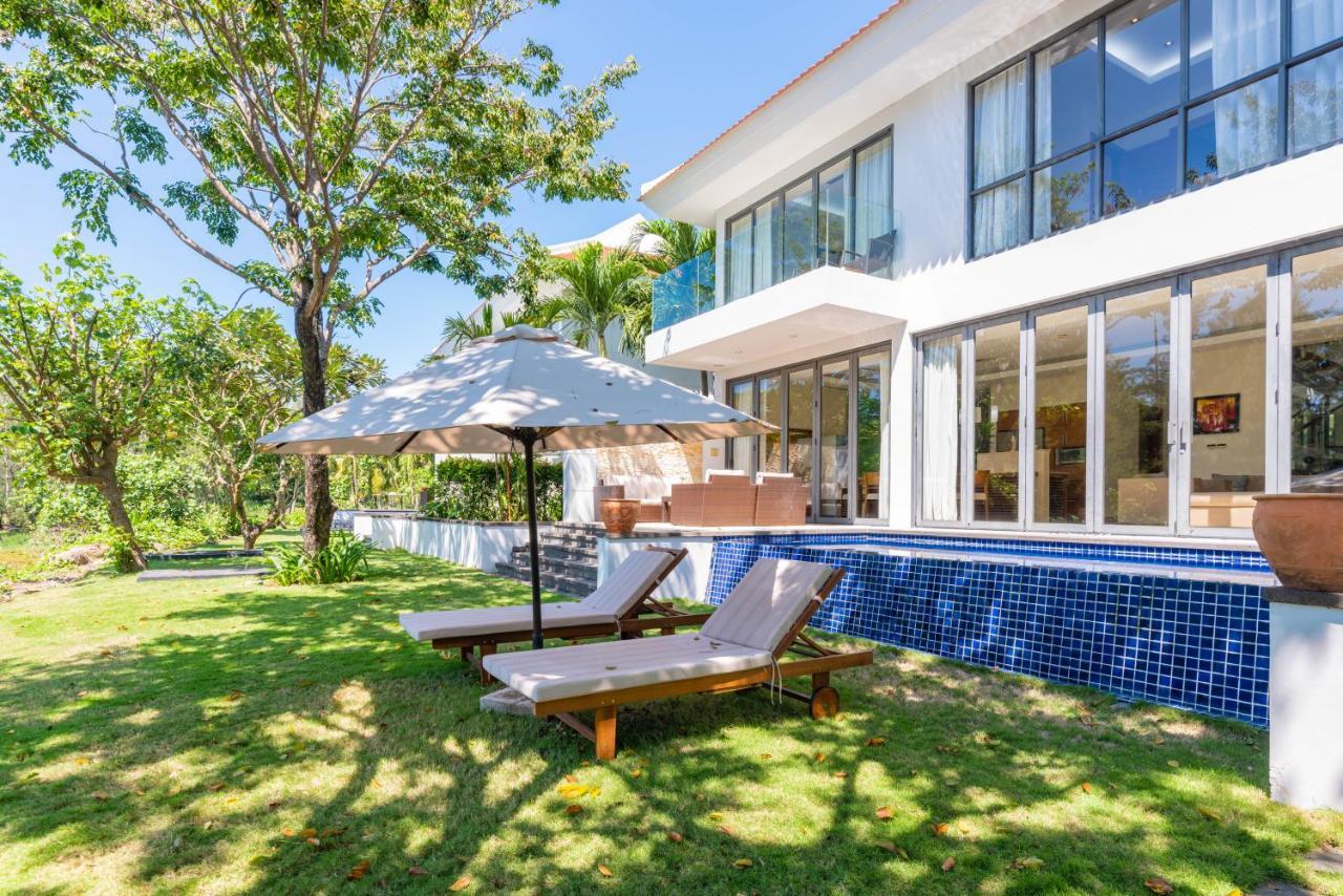 Emblem Sea 2 Bedroom Villas Da Nang Exterior foto