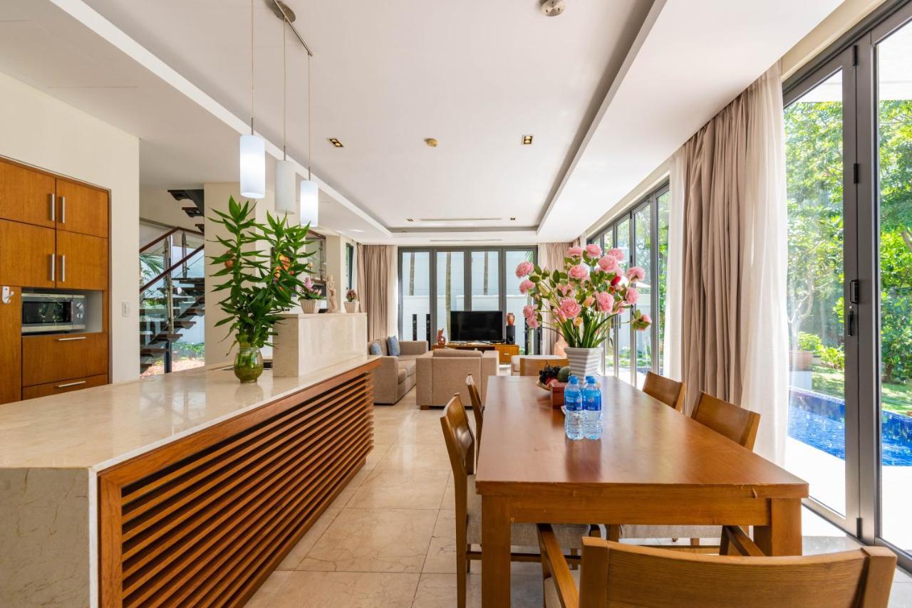 Emblem Sea 2 Bedroom Villas Da Nang Exterior foto